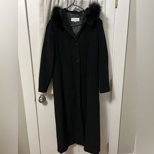 Calvin Klein 100% wool coat with fox fur trim size 20